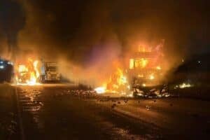 JUST IN: Three trucks torched in Vosloorus after attempted hijacking