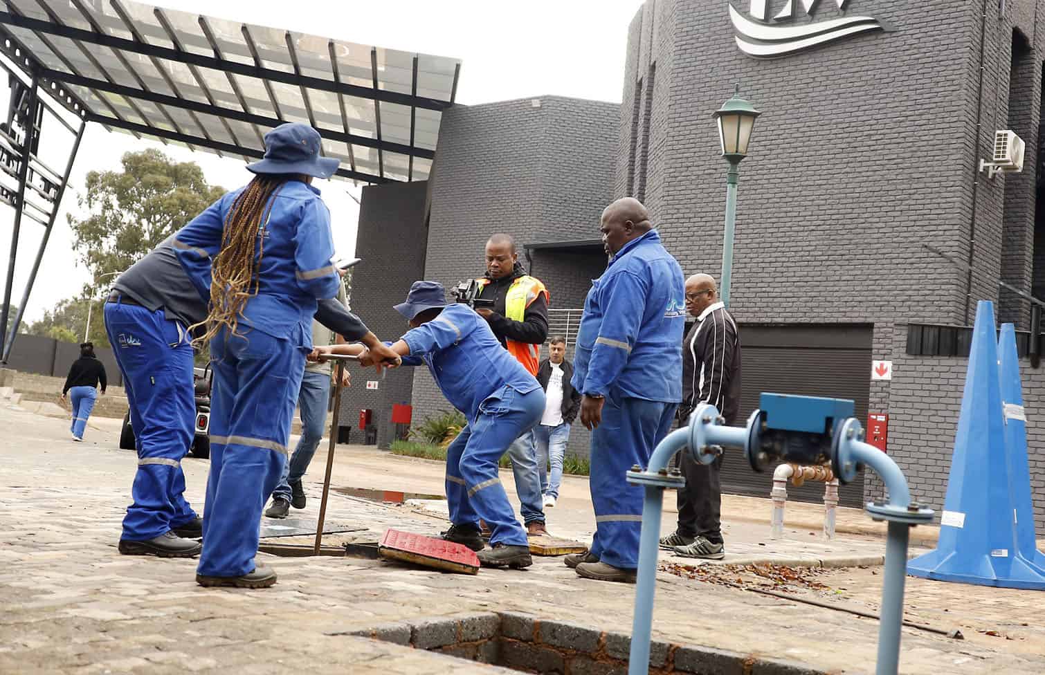 City Of Joburg Embark On By-Law Enforcement Operation In Ormonde