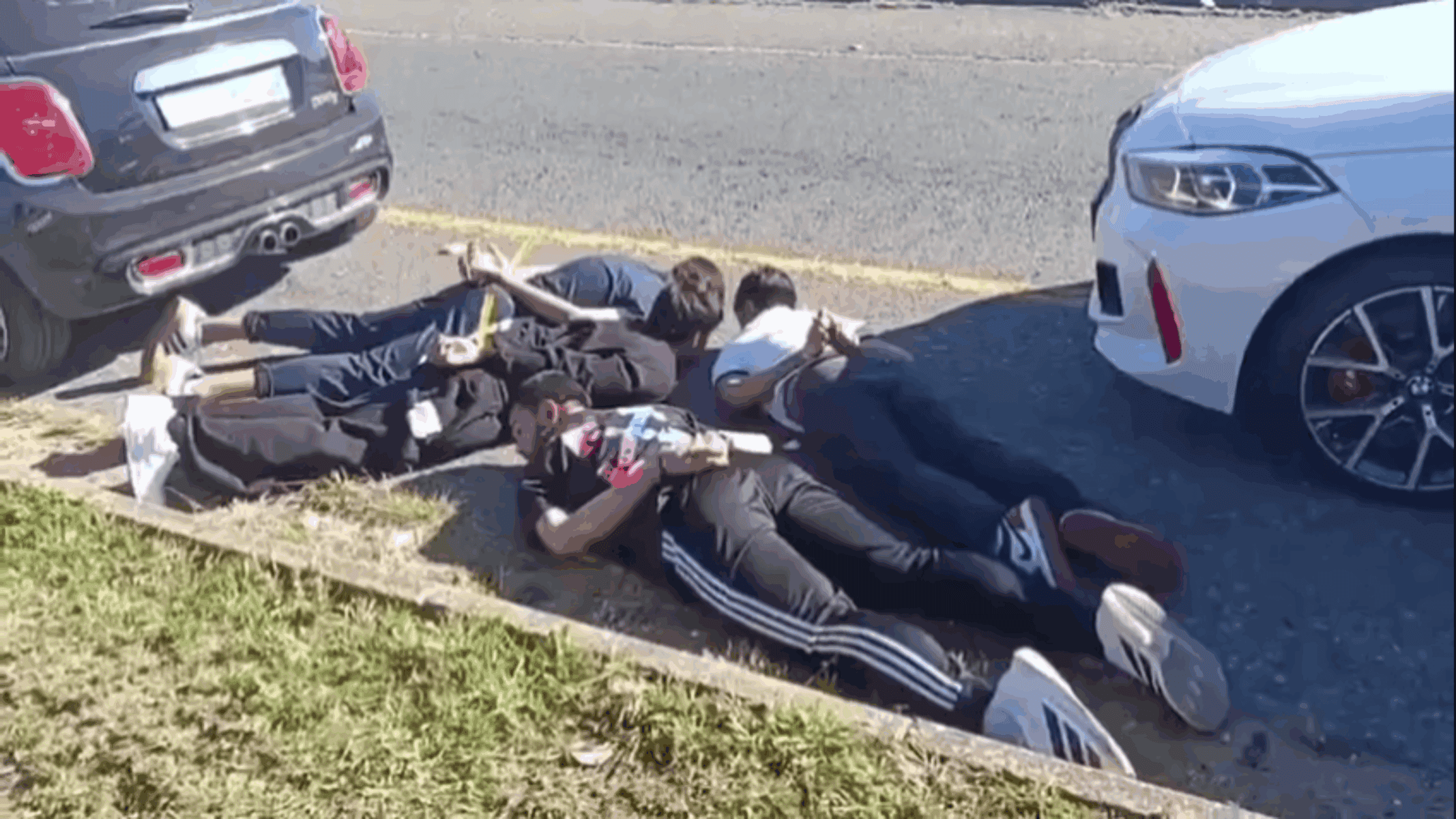 Blue light brigade busted in Joburg: Four arrested for impersonating police officers