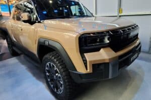 Jetour F700 bakkie shows face in Beijing