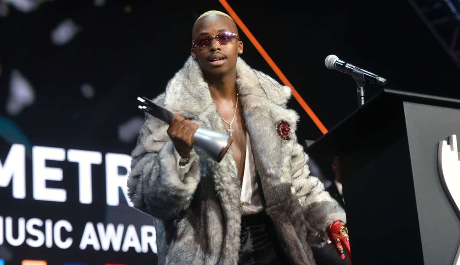 Artist of the Year and Best Male Artist winner Ciza