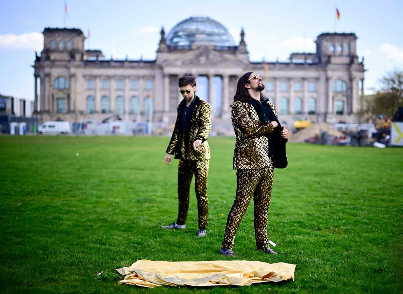 German magician duo Siegfried and Joy perform