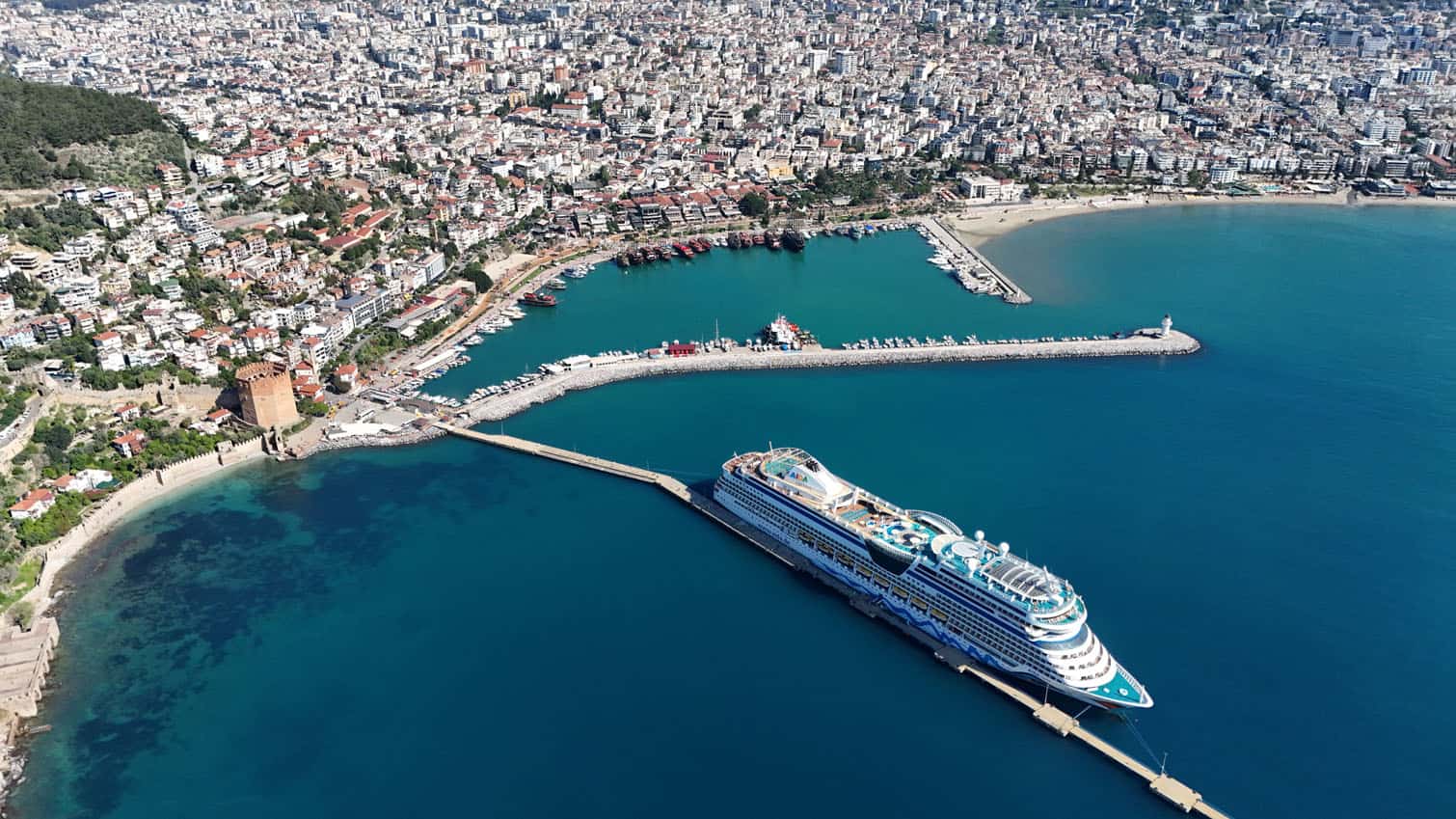 Cruise ship 'Aida Stella' in Antalya