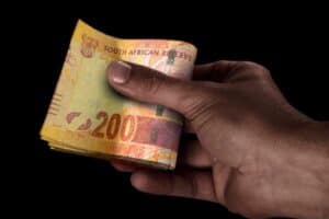 Government pays school feeding staff below minimum wage