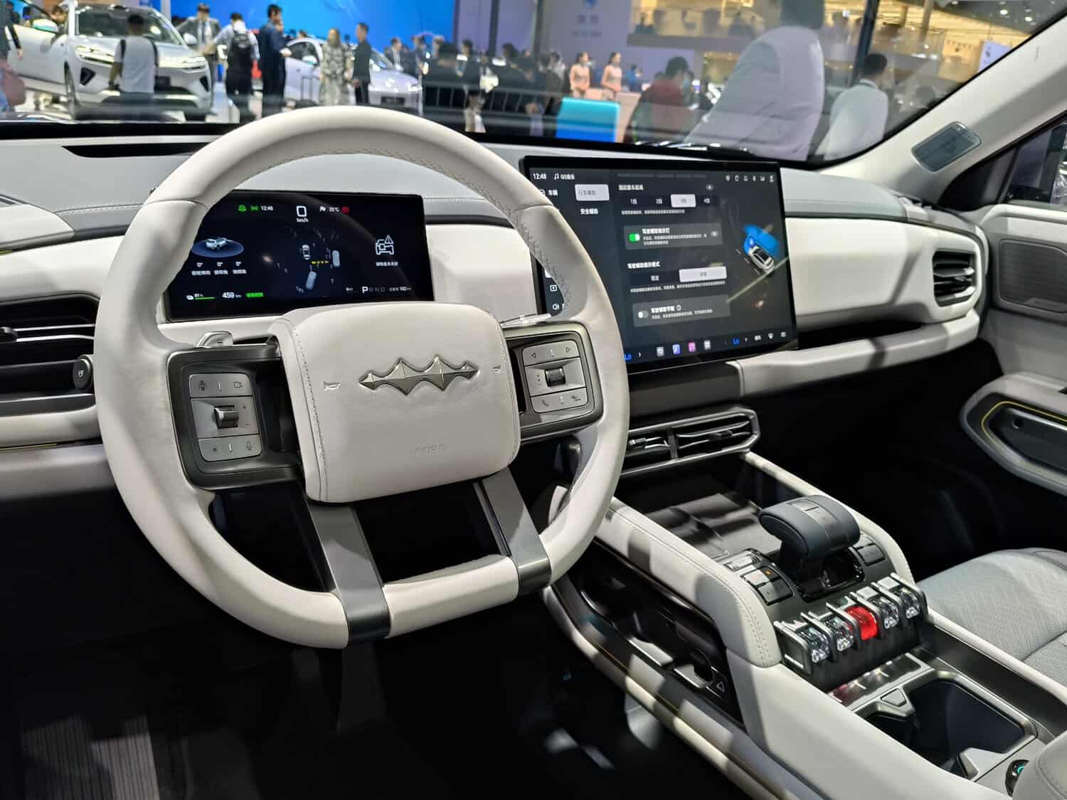 Fangchengbao Tai 3 revealed in Beijing as hint of possible Denza B3