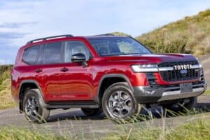 Toyota Land Cruiser 300 Hybrid South Africa preview