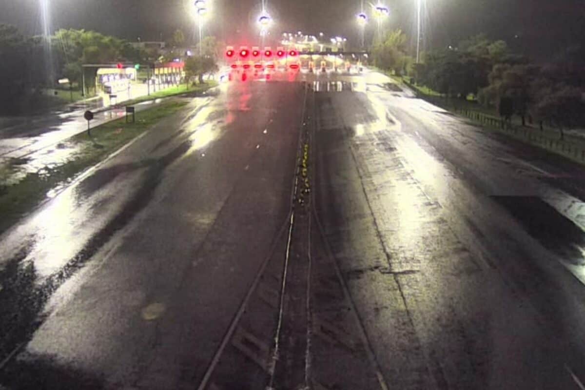 Cape of storms: N1 at Worcester closed until further notice [VIDEO]