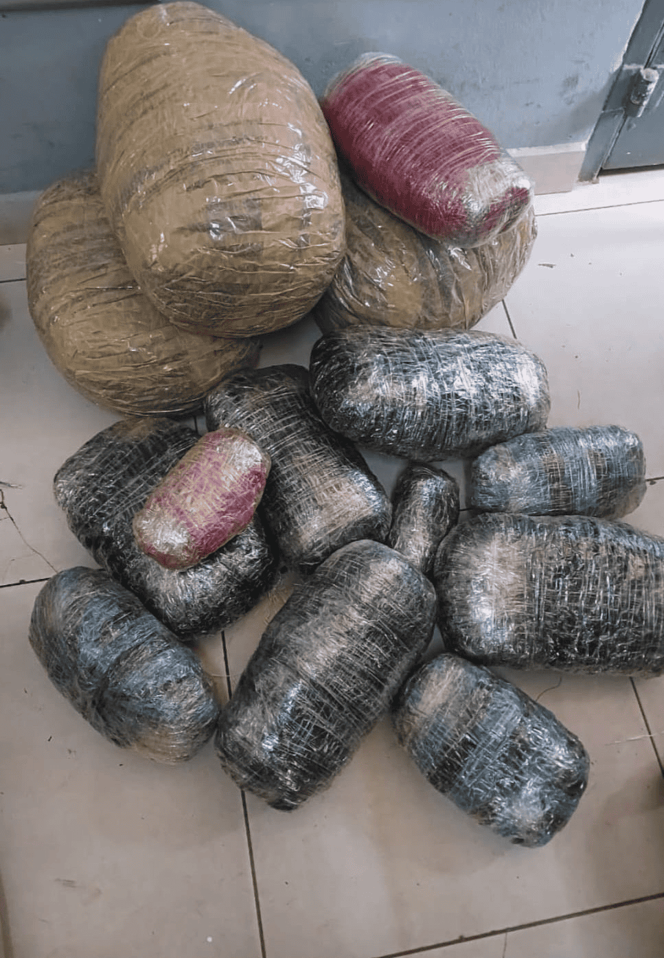 Saps, weed, confiscate, suspects, crime