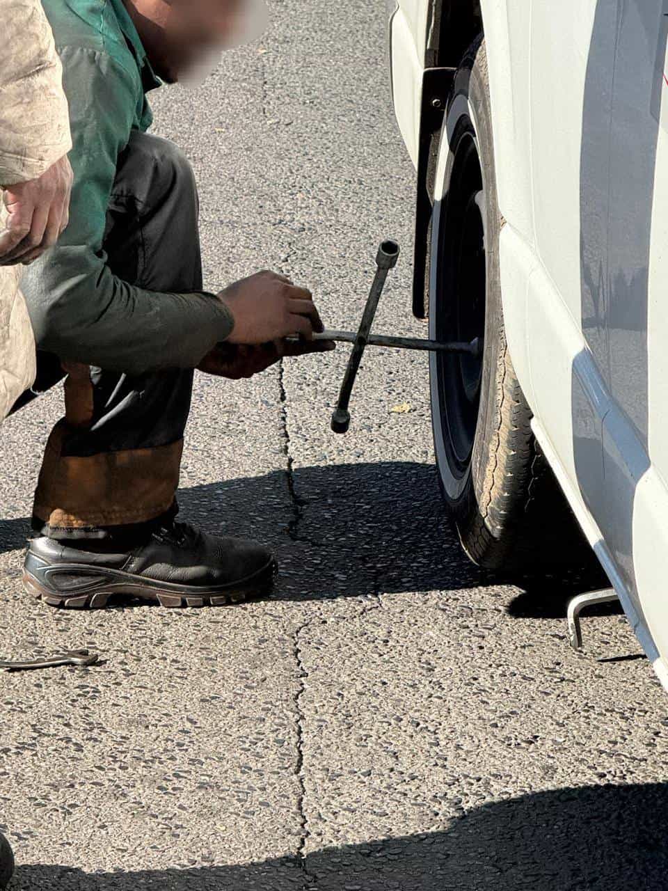 ROADSIDE-REPAIRS.jpg