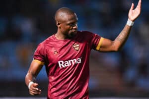 Kaizer Chiefs leading race for Orlando Pirates striker