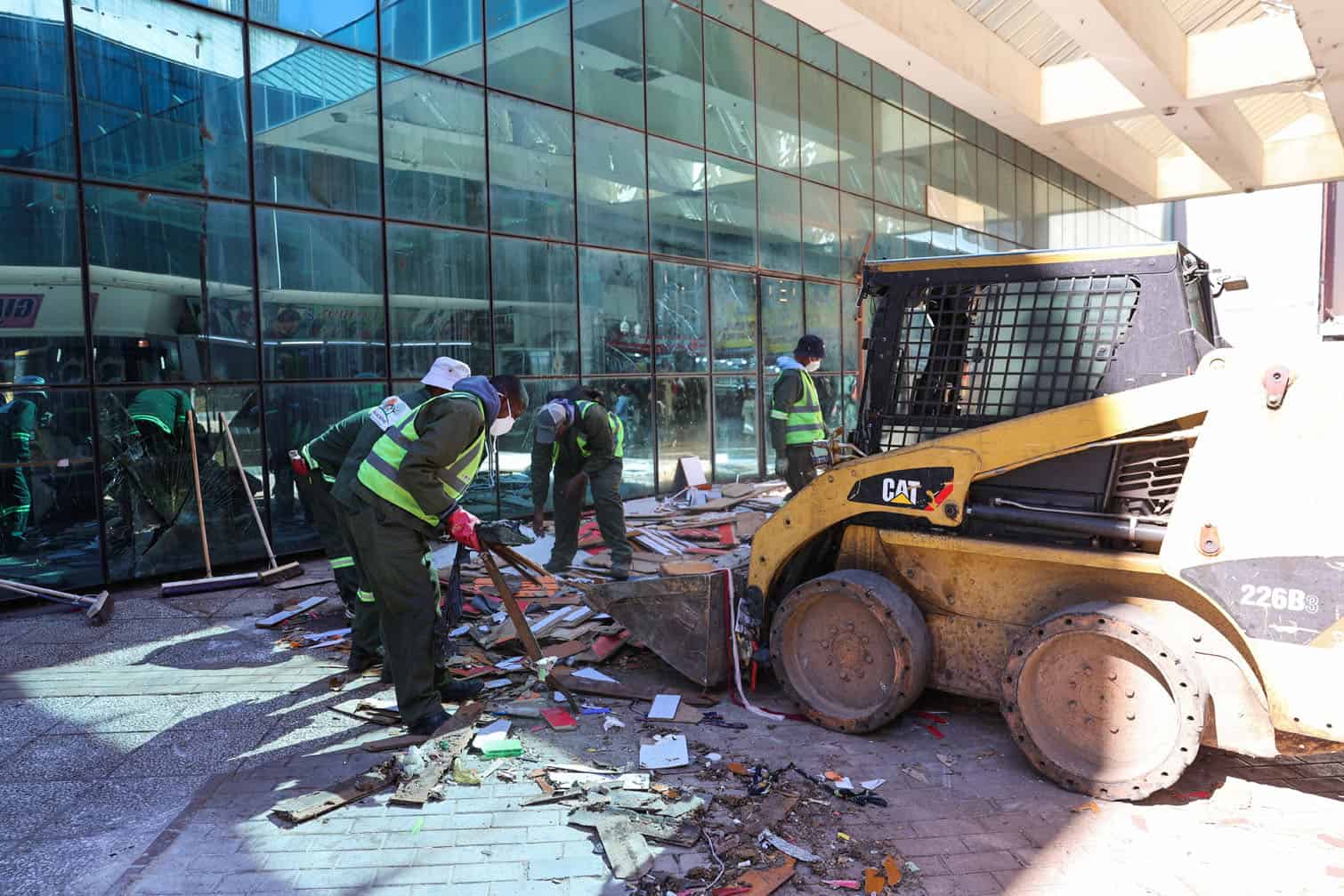 City Of Joburg Continue To Demolish Illegal Structures In The Inner City