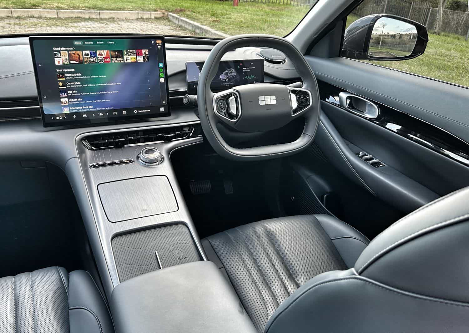 Geely E5