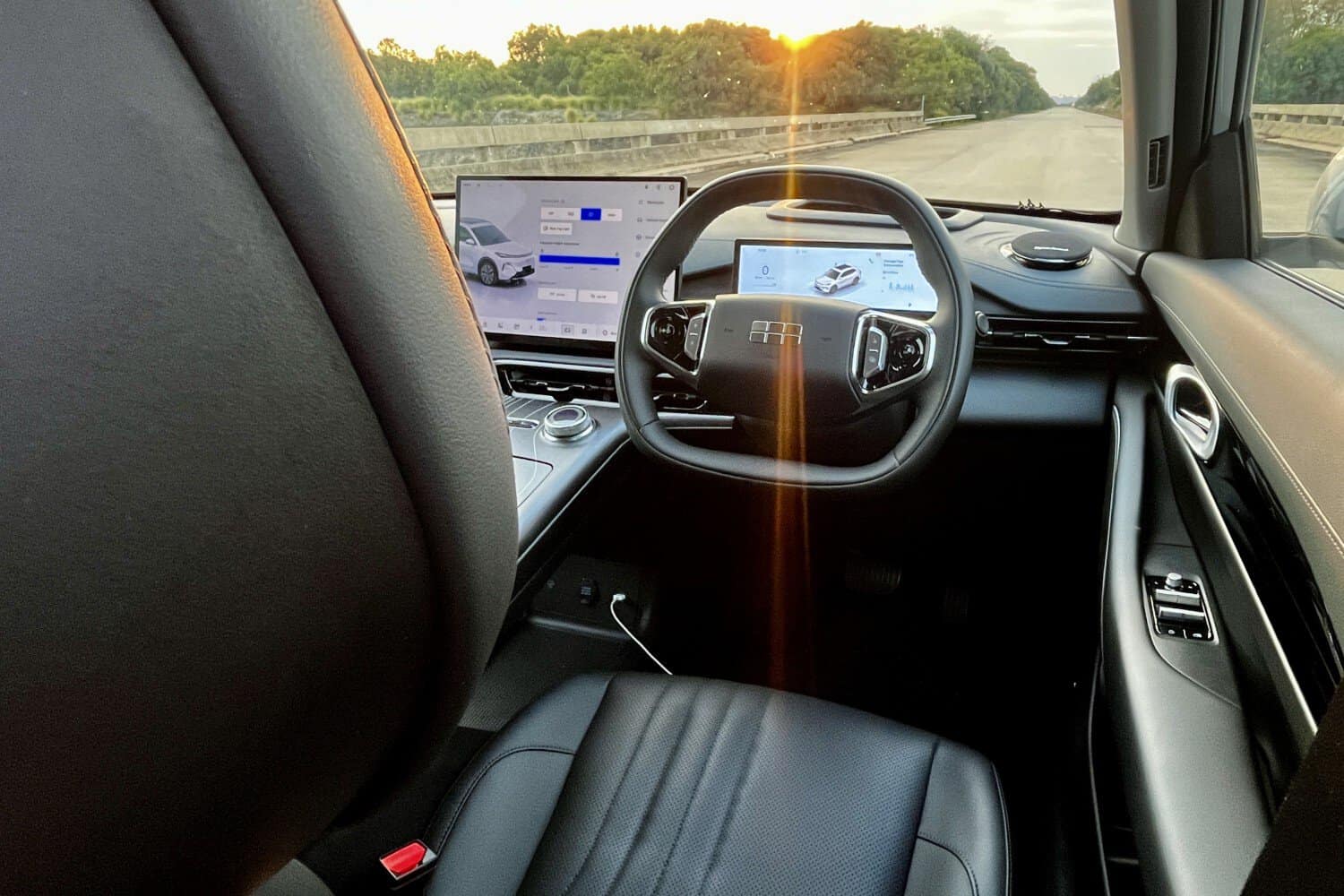Geely E5