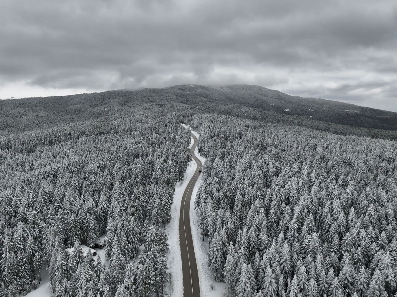 Snow depth in Uludag measured at 67 centimeters