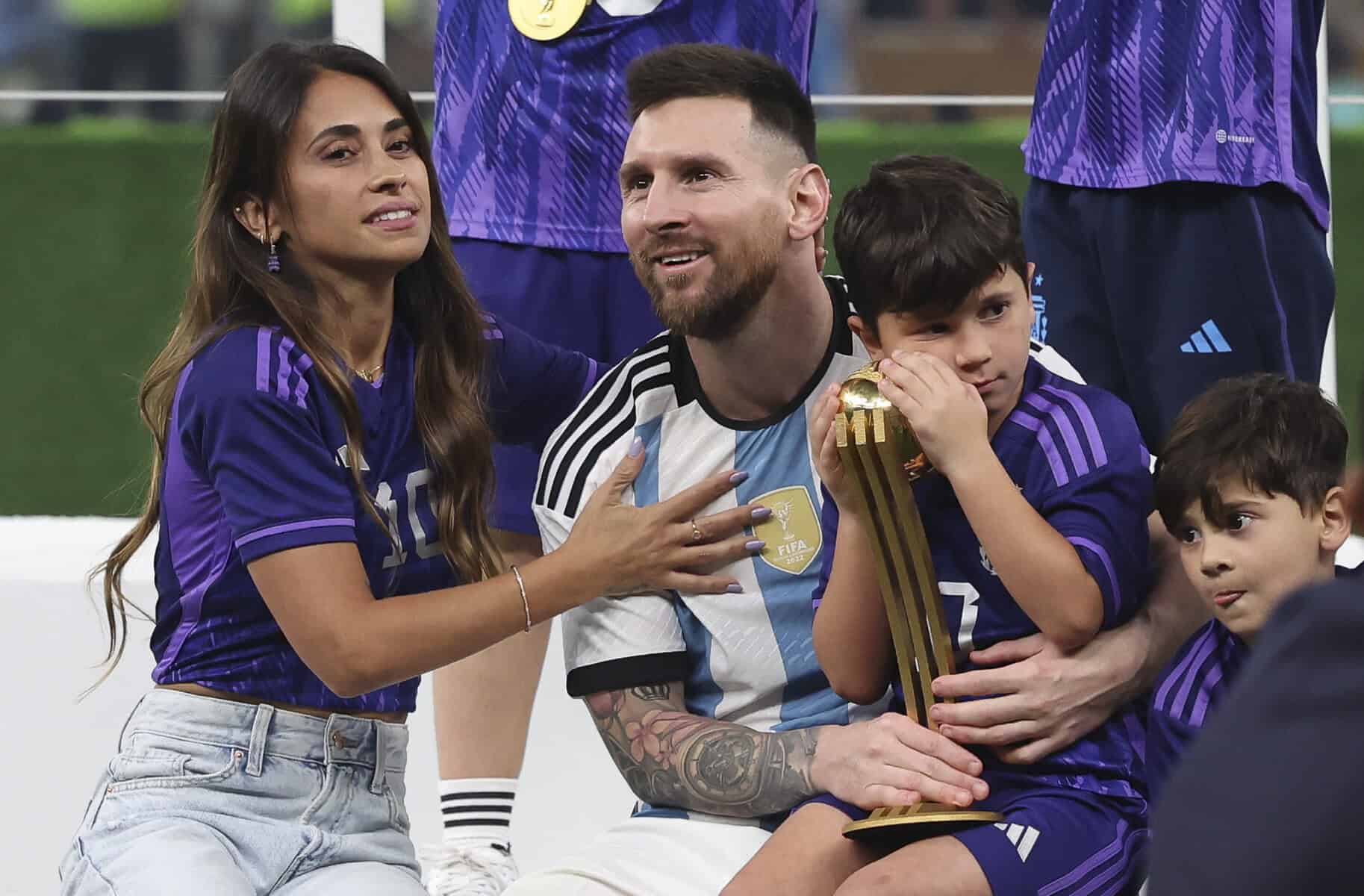LUSAIL CITY, QATAR - DECEMBER 18: Lionel Messi of Argentina with his wife Antonella Roccuzzo and their sons celebrate following the FIFA World Cup Qatar 2022 Final match between Argentina and France at Lusail Stadium on December 18, 2022 in Lusail City, Qatar. (Photo by Jean Catuffe/Getty Images)