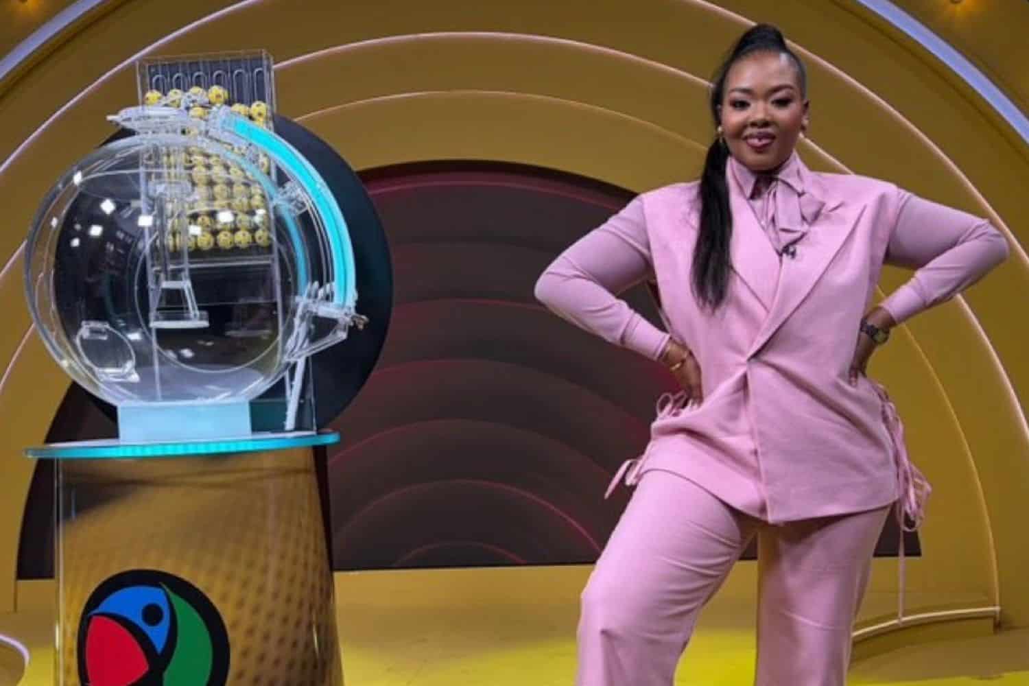 Anele Mgudlwa new live Lotto gig has netizens deba