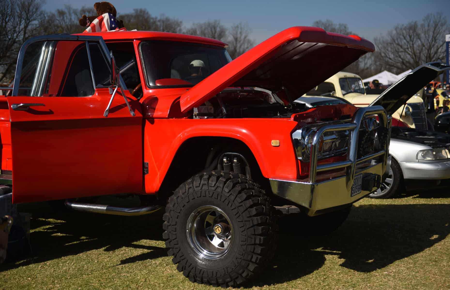 A Dodge pickup