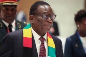Zimbabwe Senate approves bill to extend presidential term
