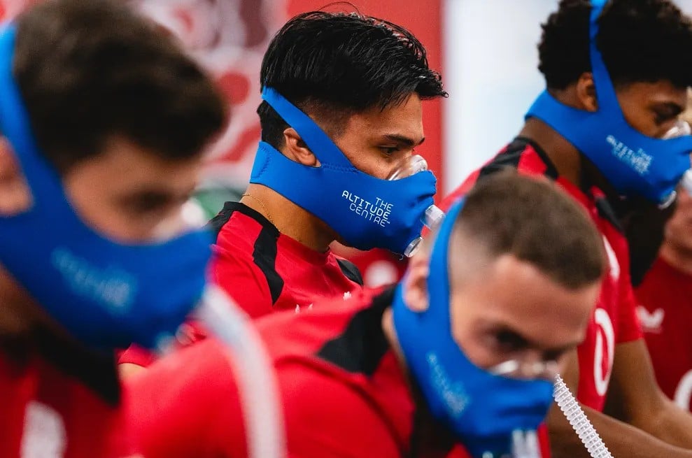 England rugby players wearing masks