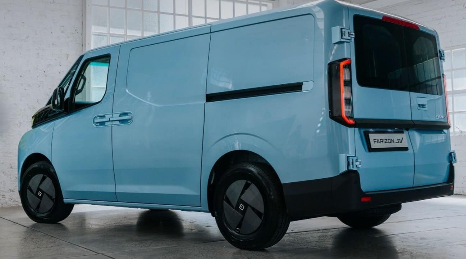 Electric Farizon SV panel detailed for South Africa