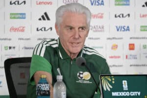 Broos challenges Bafana ahead of Azteca test against Mexico