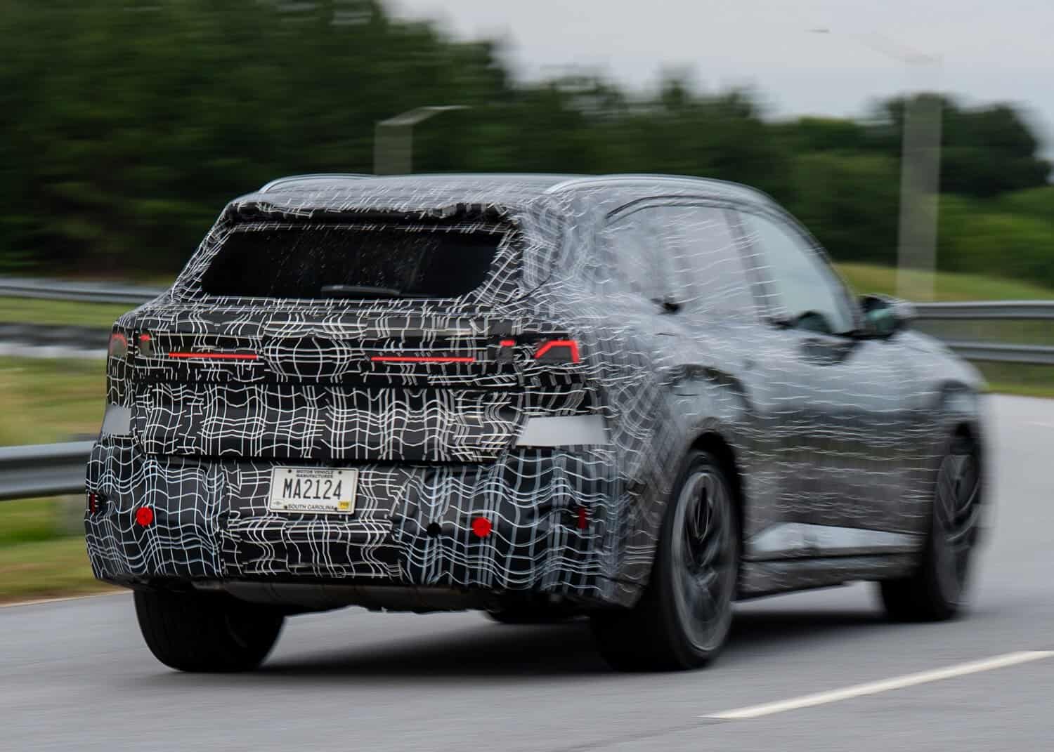 P90645291_highRes_the-new-bmw-x5-proto.jpg