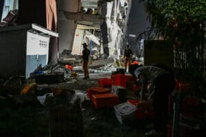 35 killed, dozen missing in major quake off Philippines