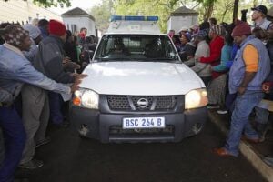 crime, murder suspect, arrest, Saps, Reaction Unit SA, detained, mob justice, escape attempt