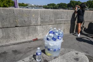 World Cup fans barred from bringing water bottles into stadia
