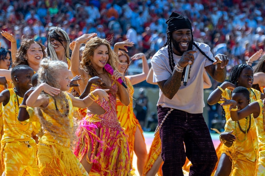 Madonna, Shakira, Bieber and The Muppets light up World Cup half-time show