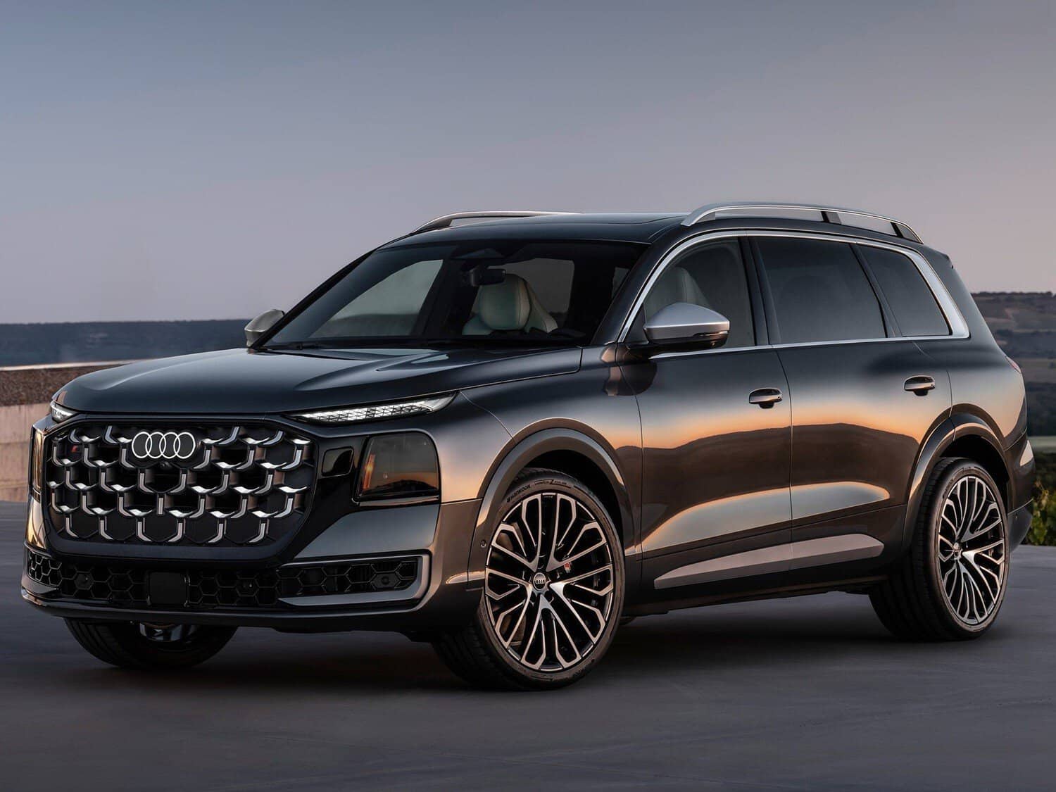 First ever Audi SQ9 revealed