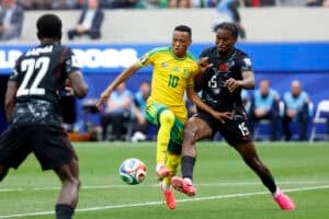 Mofokeng must resist the temptation of PSL return