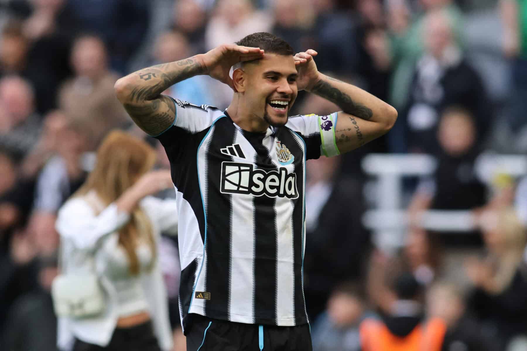 Howe uncertain if Guimaraes will stay with Newcastle amid Arsenal interest