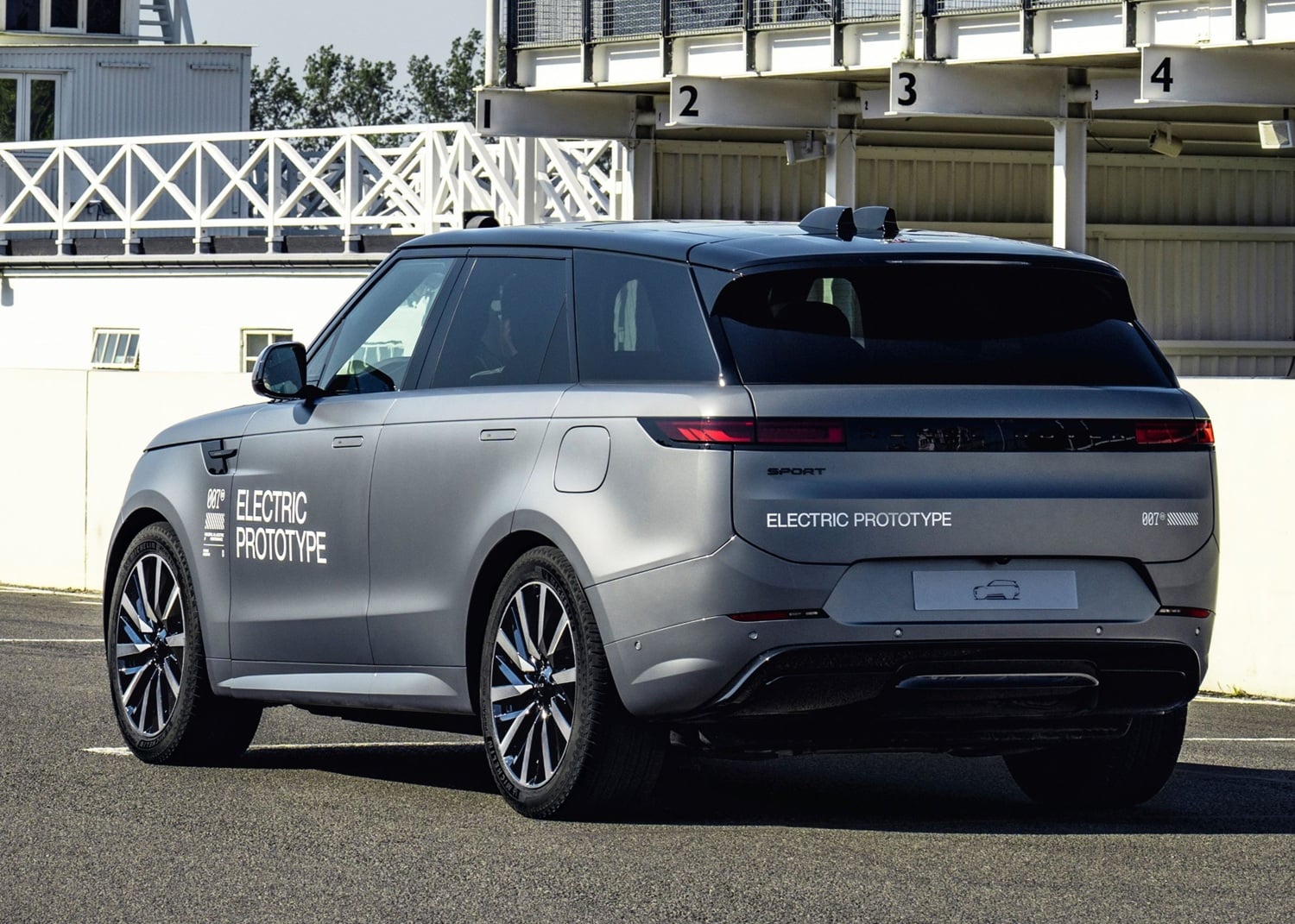 Range Rover Sport Electric first preview