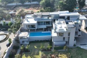 Kubayi and Motsoaledi hail mR326m asset seizure from Tembisa tender tycoon Maumela
