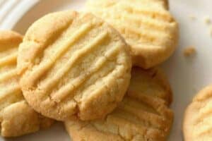 Mpumalanga tragedy: Uncle and nephew die after eating looted biscuits