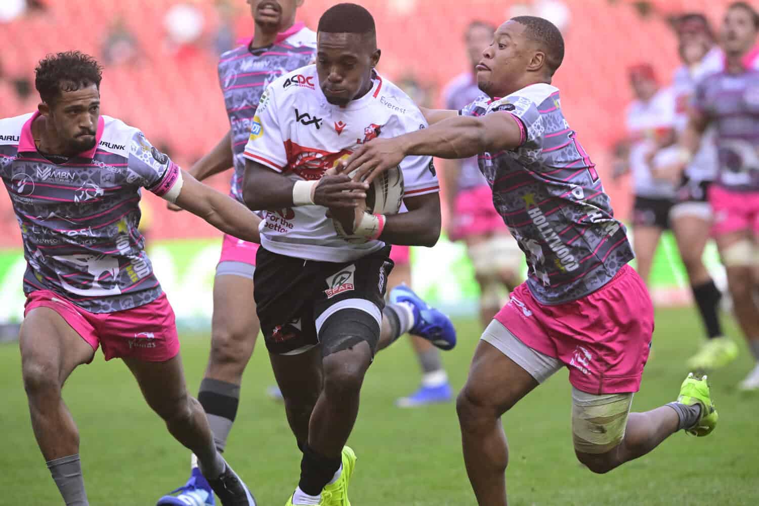 Bulls, Lions out to bury off-field woes in crucial Currie Cup clash