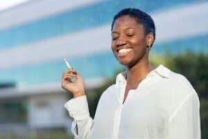 Nicotine rebrands as glam to hook SA women