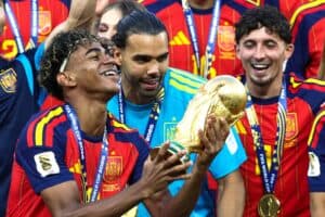 Political football overshadows Spain victory over Argentina