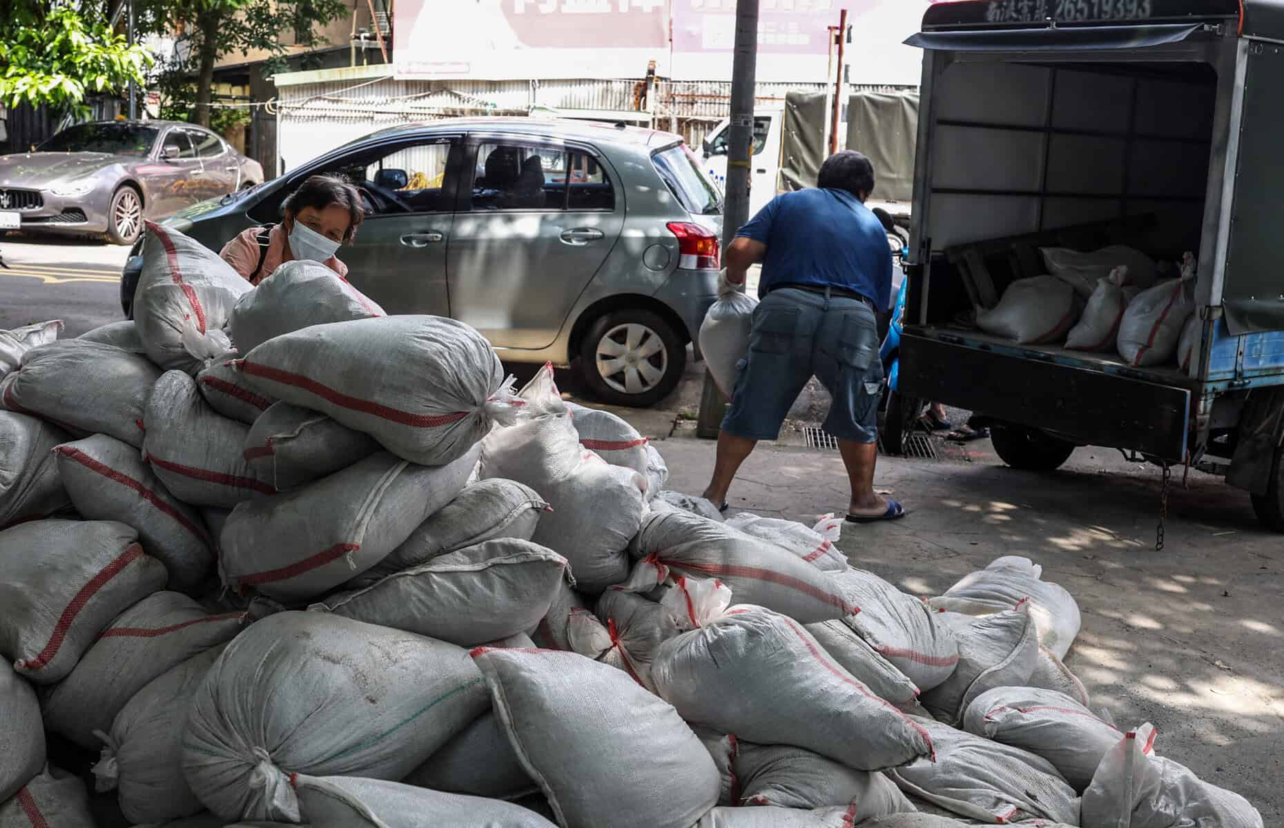 Taiwan warns of 'destructive' winds as typhoon nears