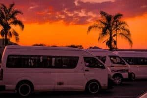 illegal immigrants, illegal foreigners, taxi industry, taxi drivers