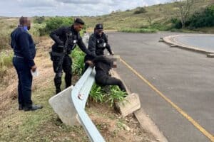 KZN, truck crash, reaction unit SA, driver runs away, foreign national