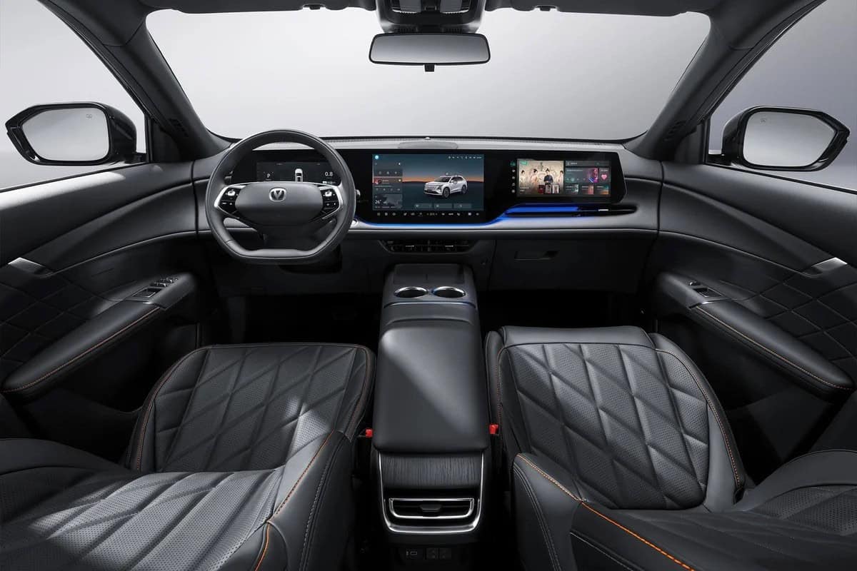 CS75 Interior