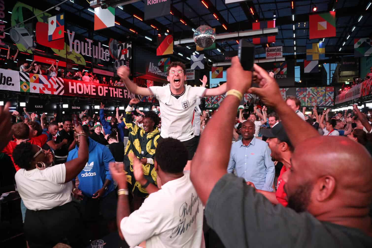 England fans