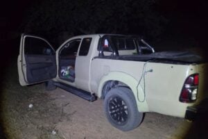 Hijacked bakkie, Mother and child rescued