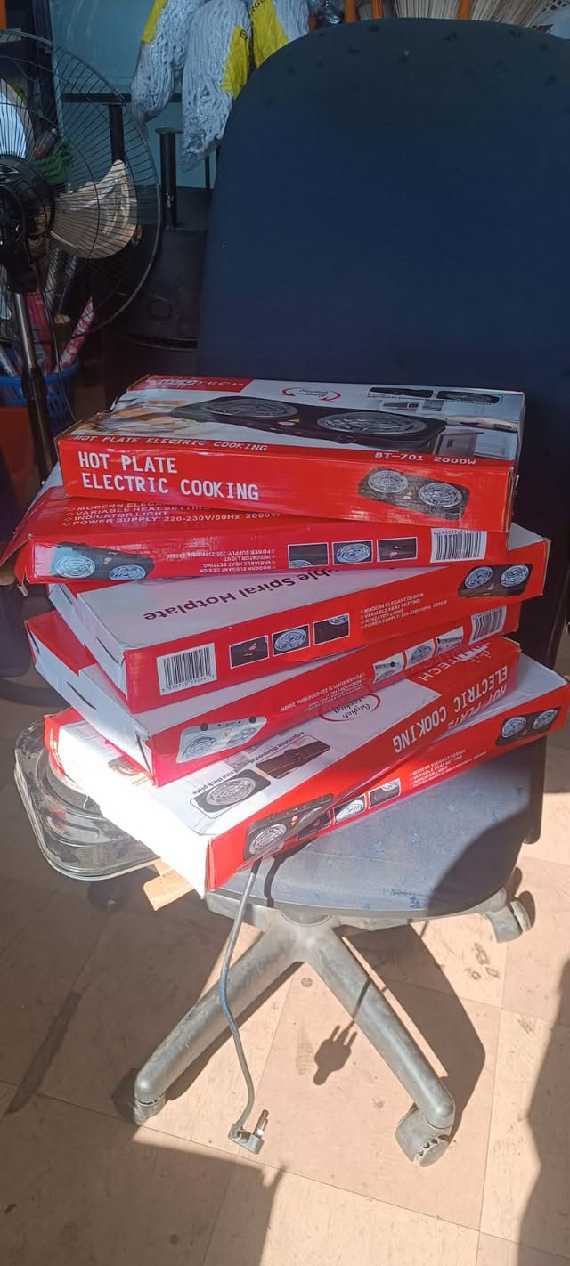 six hotplates recovered after three suspects stole from local business