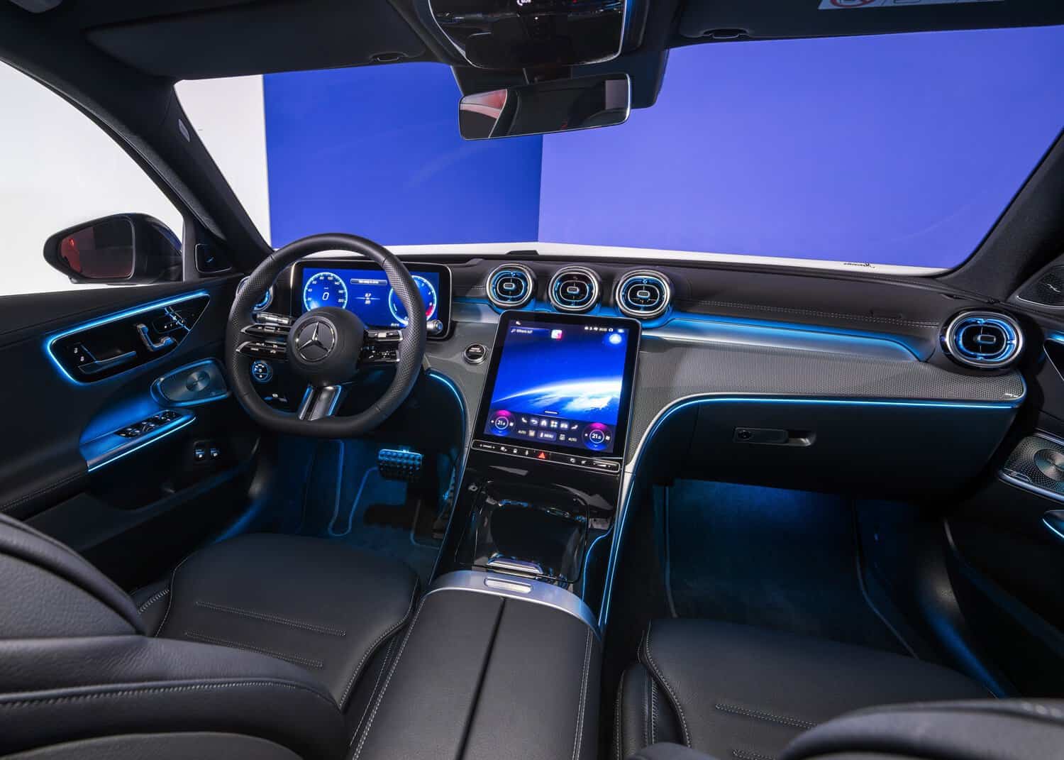 Mercedes-Benz details newly facelift C-Class