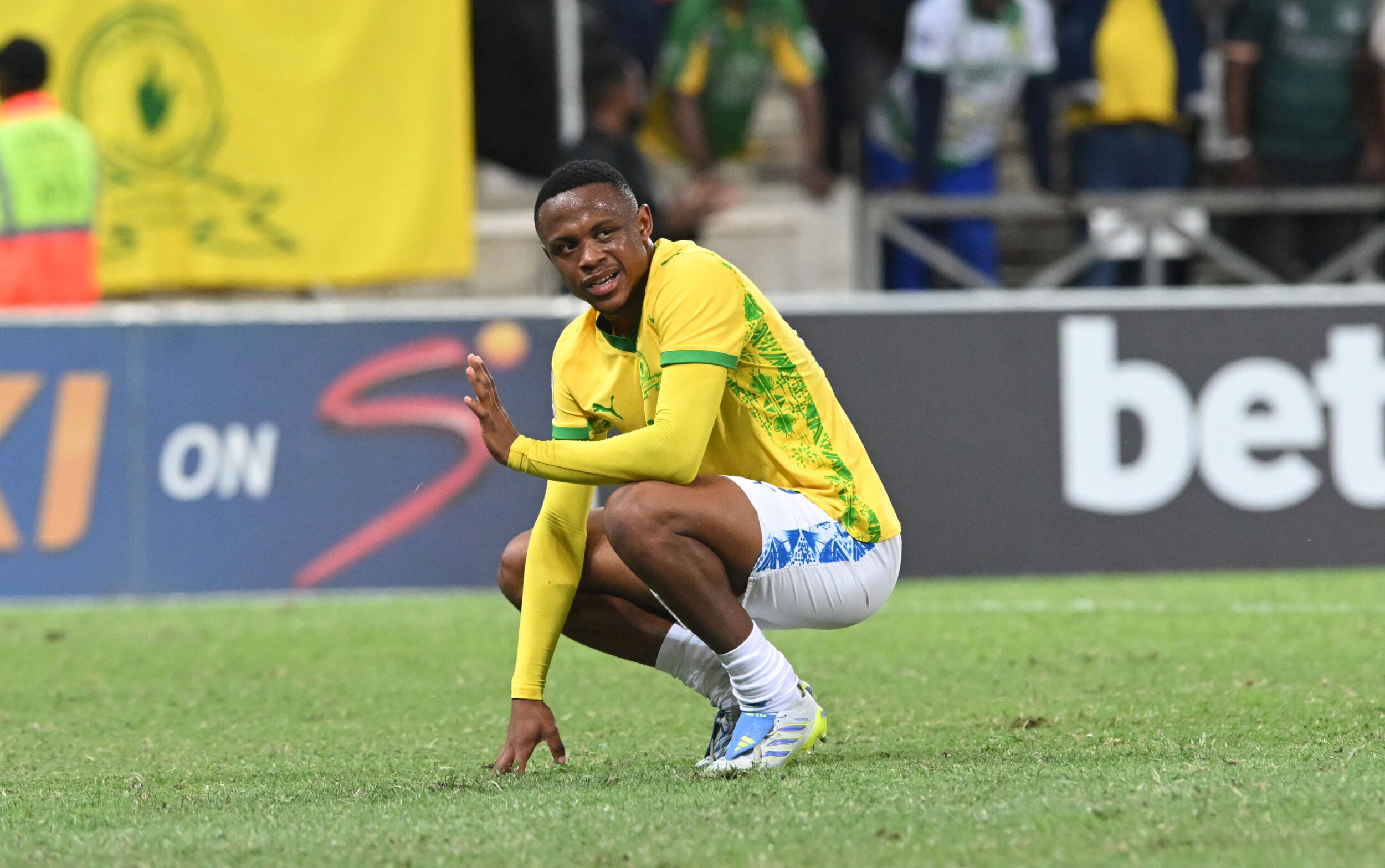 OPINION: Letlhaku's agents are setting him up for failure