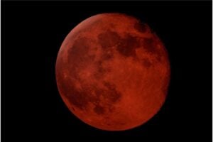 South Africa’s Copper‑Red Lunar Eclipse: Here’s when to watch on 28 August