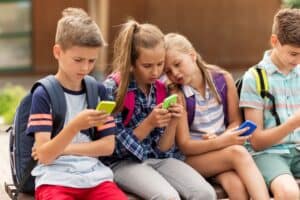 Phones out, social media later: SA parents demand boundaries - Survey